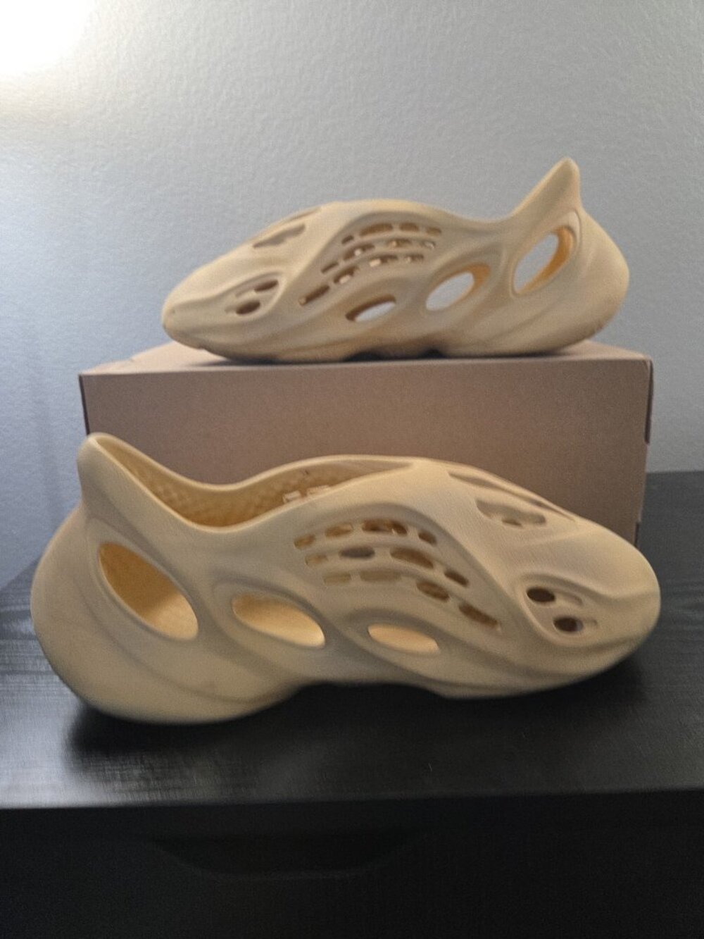 Yeezy Foam Runner Sand Size 10 With Box